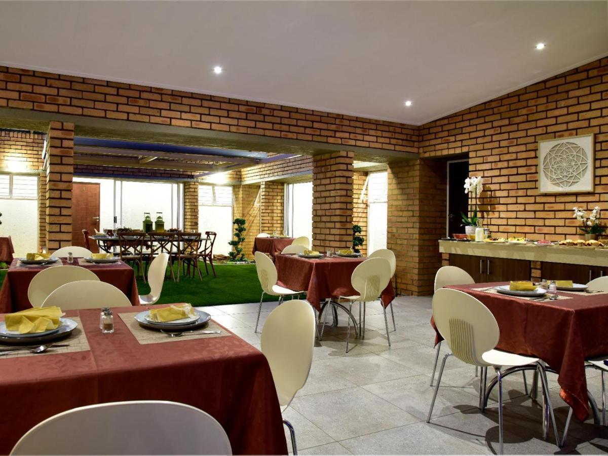 Five O'Clock Zen Boutique Guest House Центуріон Екстер'єр фото