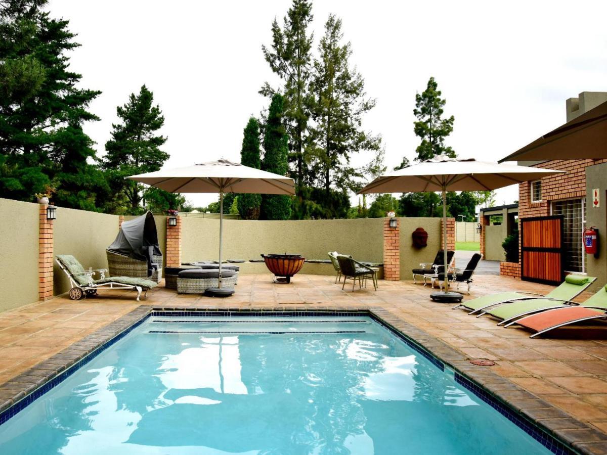 Five O'Clock Zen Boutique Guest House Центуріон Екстер'єр фото