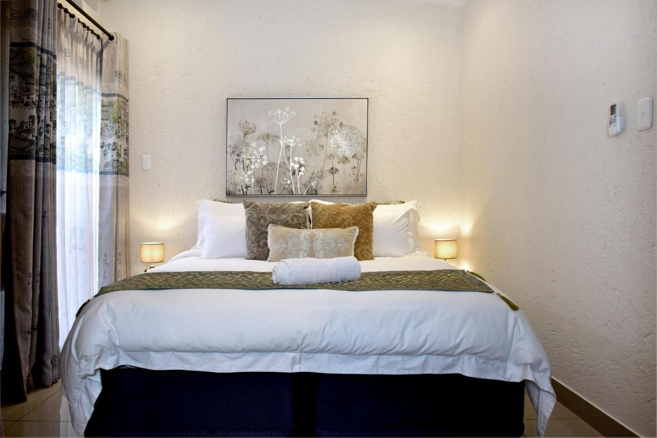 Five O'Clock Zen Boutique Guest House Центуріон Екстер'єр фото