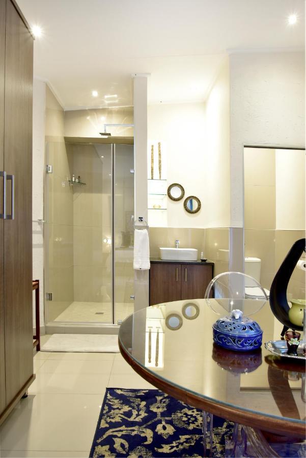 Five O'Clock Zen Boutique Guest House Центуріон Екстер'єр фото
