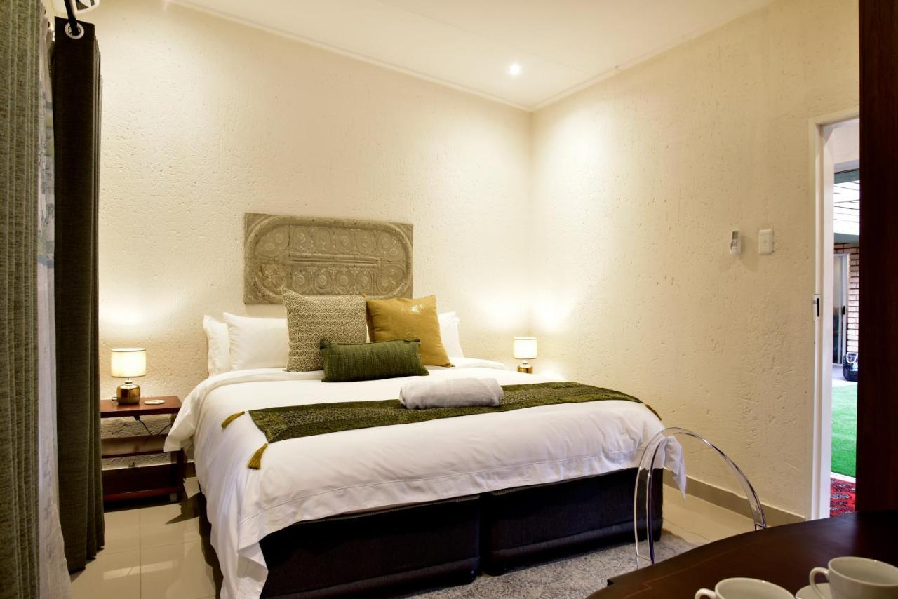 Five O'Clock Zen Boutique Guest House Центуріон Екстер'єр фото